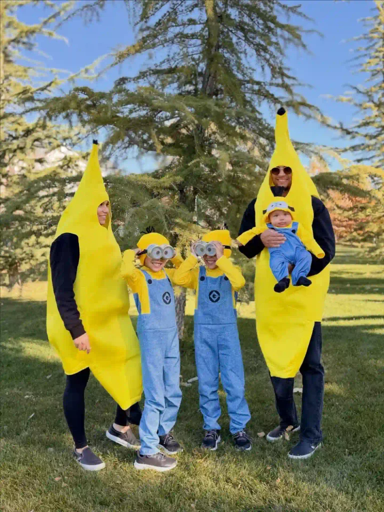 Giant Banana Parents With a Minion Crew