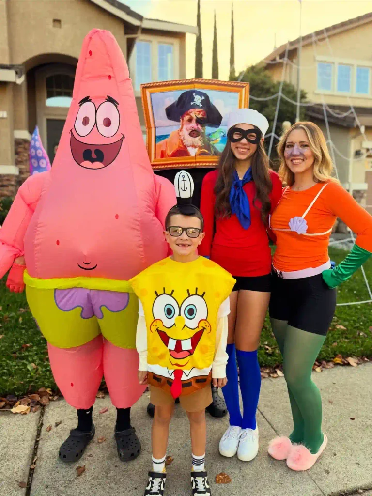 SpongeBob Family Costumes With an Inflatable Patrick and a Pirate Portrait